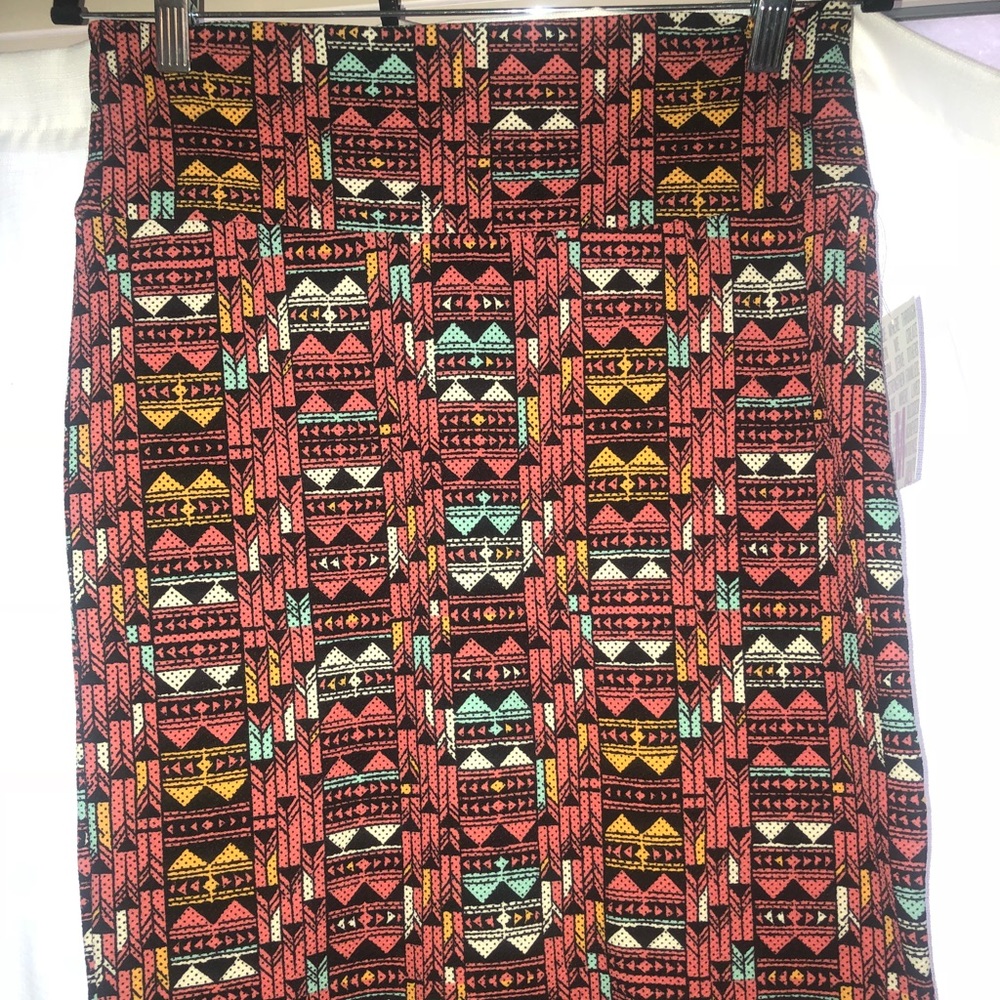 LuLaRoe Cassie skirt